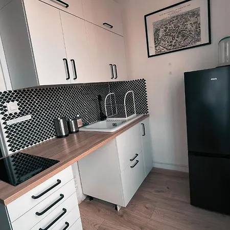 Lumineux- A 15 Min De Paris Apartment *